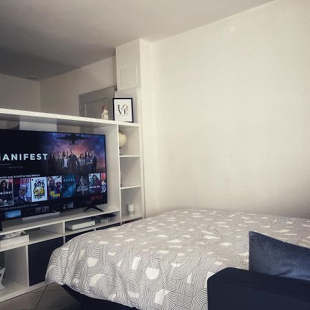 Superbe Studio Apartman Saint-André-de-Cubzac Kültér fotó